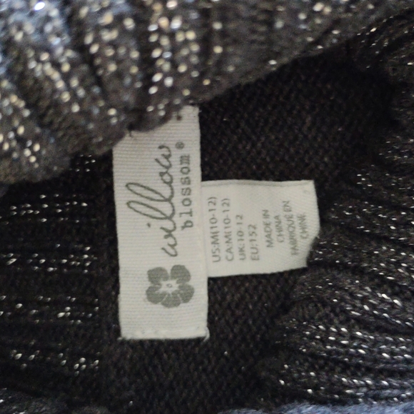 Silver & gray sparkle sweater dress with blingy button details on sleeves 10/12 - Picture 3 of 6